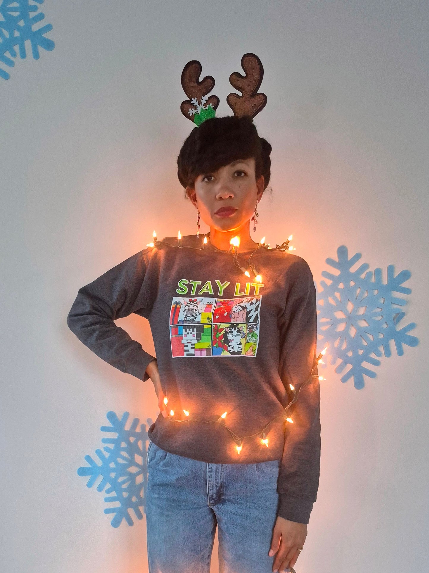 Stay Lit Holiday Zebra- Unisex Heavy Blend™ Crewneck Sweatshirt