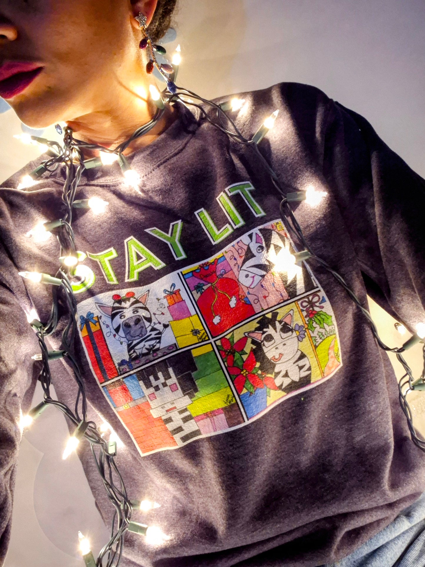 Stay Lit Holiday Zebra- Unisex Heavy Blend™ Crewneck Sweatshirt